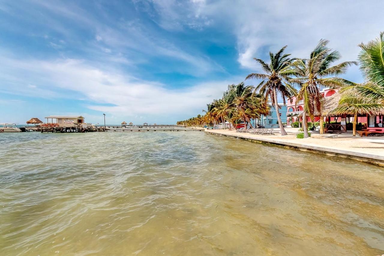 Апартаменты Palm @ Caribe Island Сан-Педро Экстерьер фото