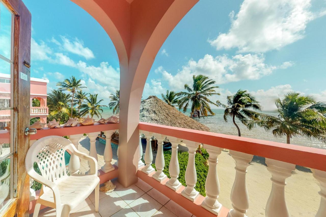 Апартаменты Palm @ Caribe Island Сан-Педро Экстерьер фото